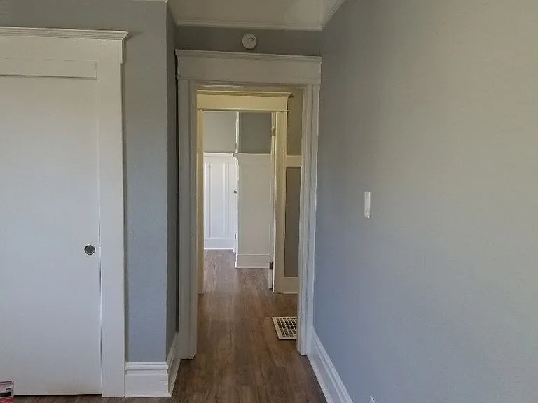 230-234 Arkansas St — Photo 5