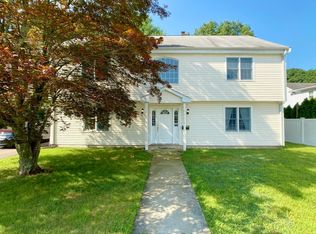 57 Spiers Rd #0, Newton, MA 02459