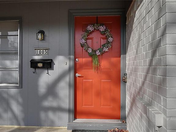 5th image of 1005 Ontario Dr