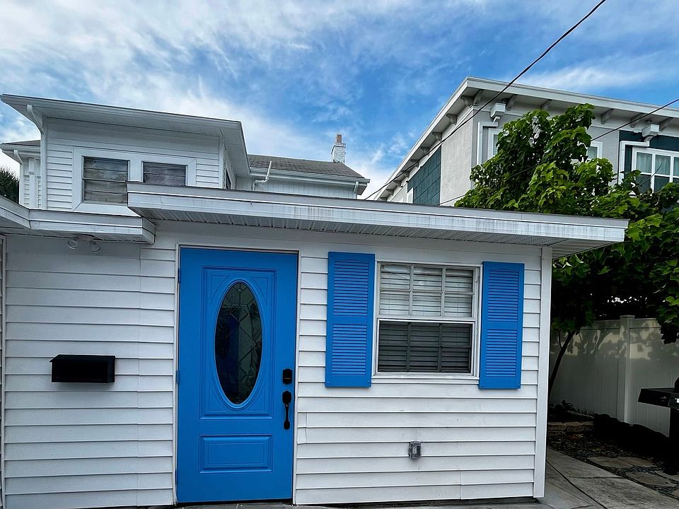 Entrance to Rental Unit. Shared BBQ Grill and outdoor patio space is available to be shared.