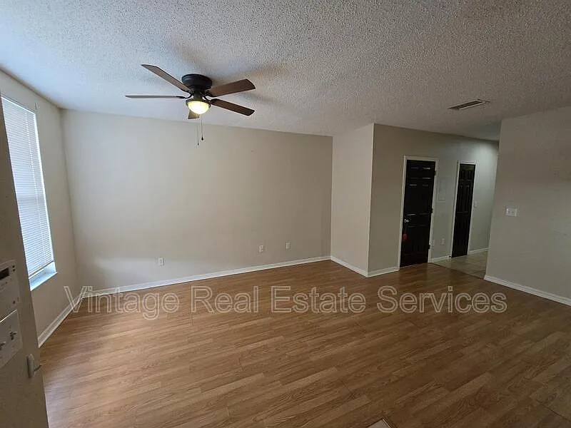 Osprey Run Townhomes — Photo 3
