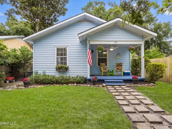 703 McKinley Ave, Pascagoula, MS 39567