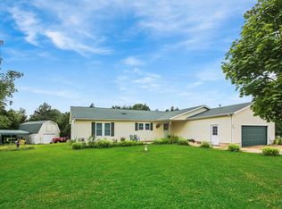 8473 Outer Rd, Mountain Grove, MO 65711