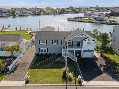 250 W Lido Promenade, Lindenhurst, NY, 11757