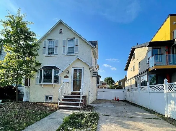 15019 25th Ave, Whitestone, NY 11357