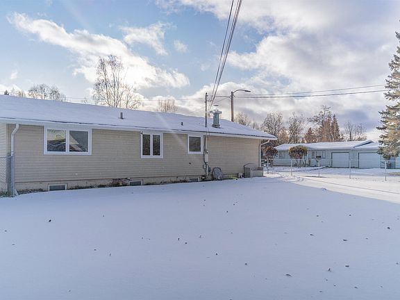 5th image of 2840 Talkeetna Ave