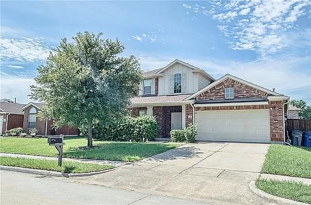 1st image of 2116 Woodhaven Dr