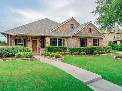 644 Maize Rd