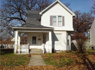 1612 B Ave NE, Cedar Rapids, IA 52402