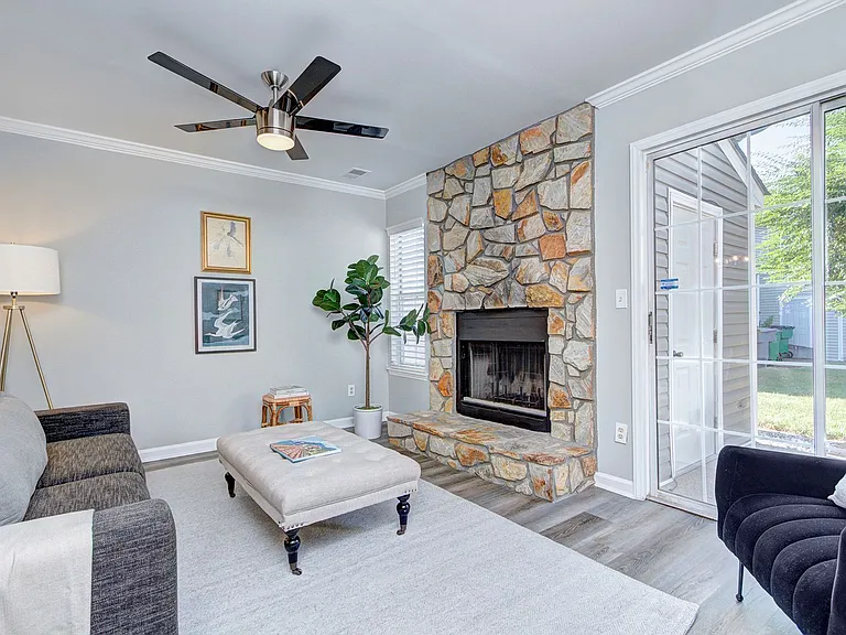 8268 Golf Ridge Dr — Photo 12