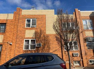 52-17 82nd St, Flushing, NY 11373