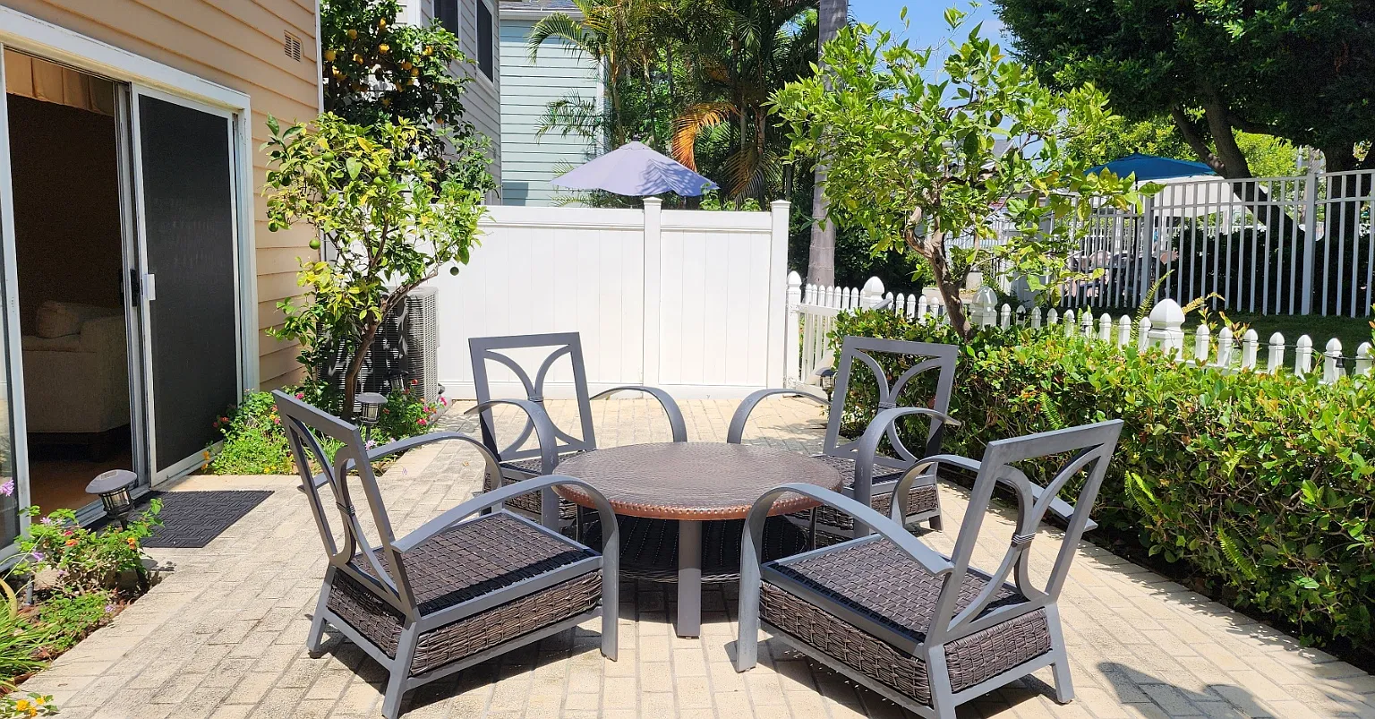 4 bed, 1780 sqft, $4,200 — Photo 3
