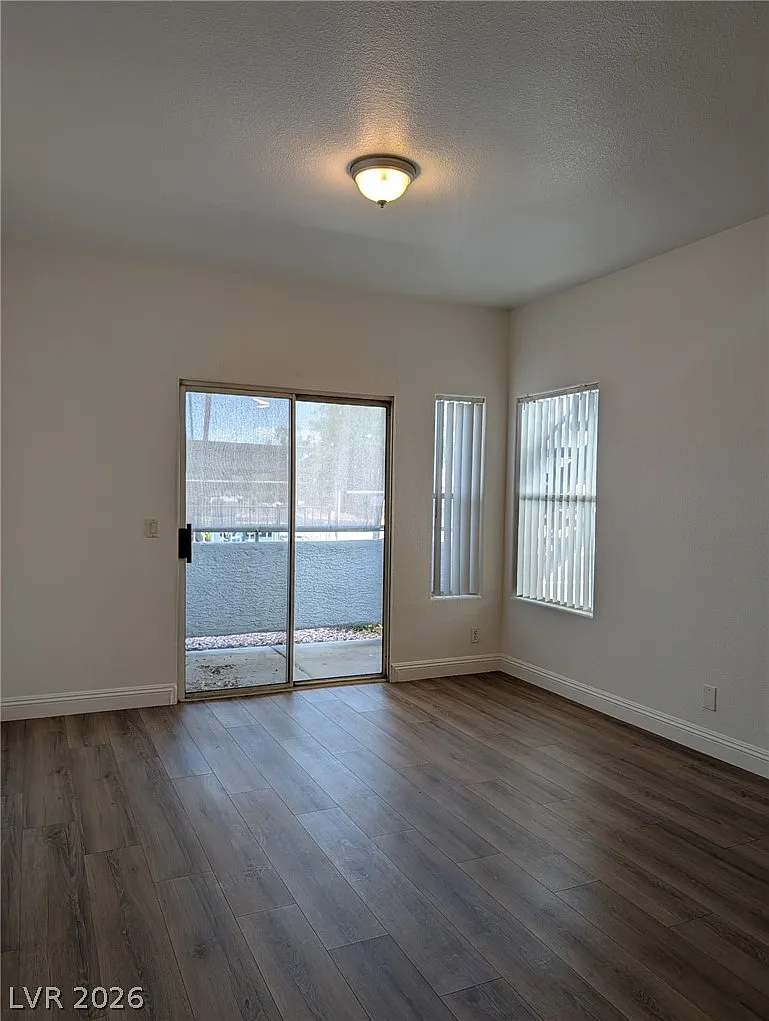 1 bed, 1.0 bath, 777 sqft, $1,250 — Photo 4