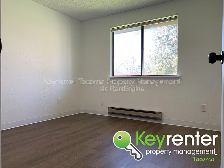 19606 9th Avenue Ct E — Photo 14