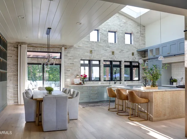 1915 E ROSE Lane, Phoenix, AZ 85016