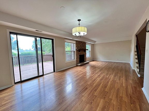 4th image of 101 Indian Trail Dr #101