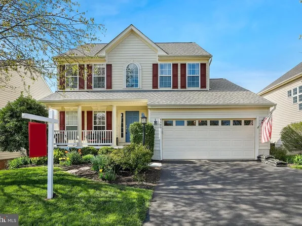 6805 Rathbone Pl, Gainesville, VA 20155