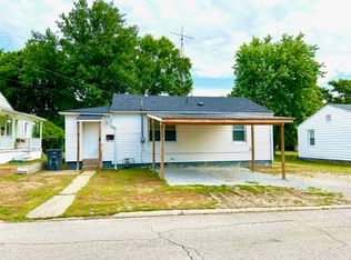 106 W 33rd St, Connersville, IN 47331