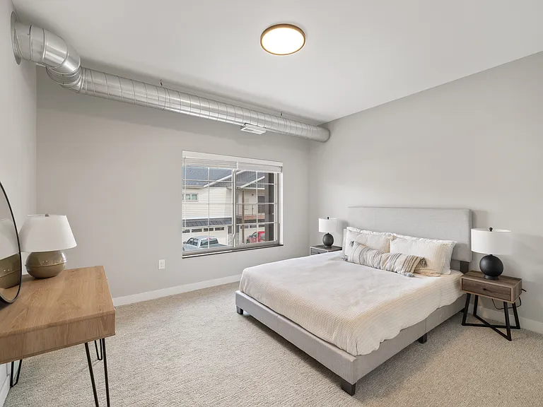 Independence Townhomes — Photo 8