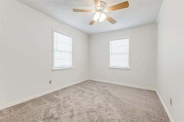 2528 Private Road 5101 — Photo 9