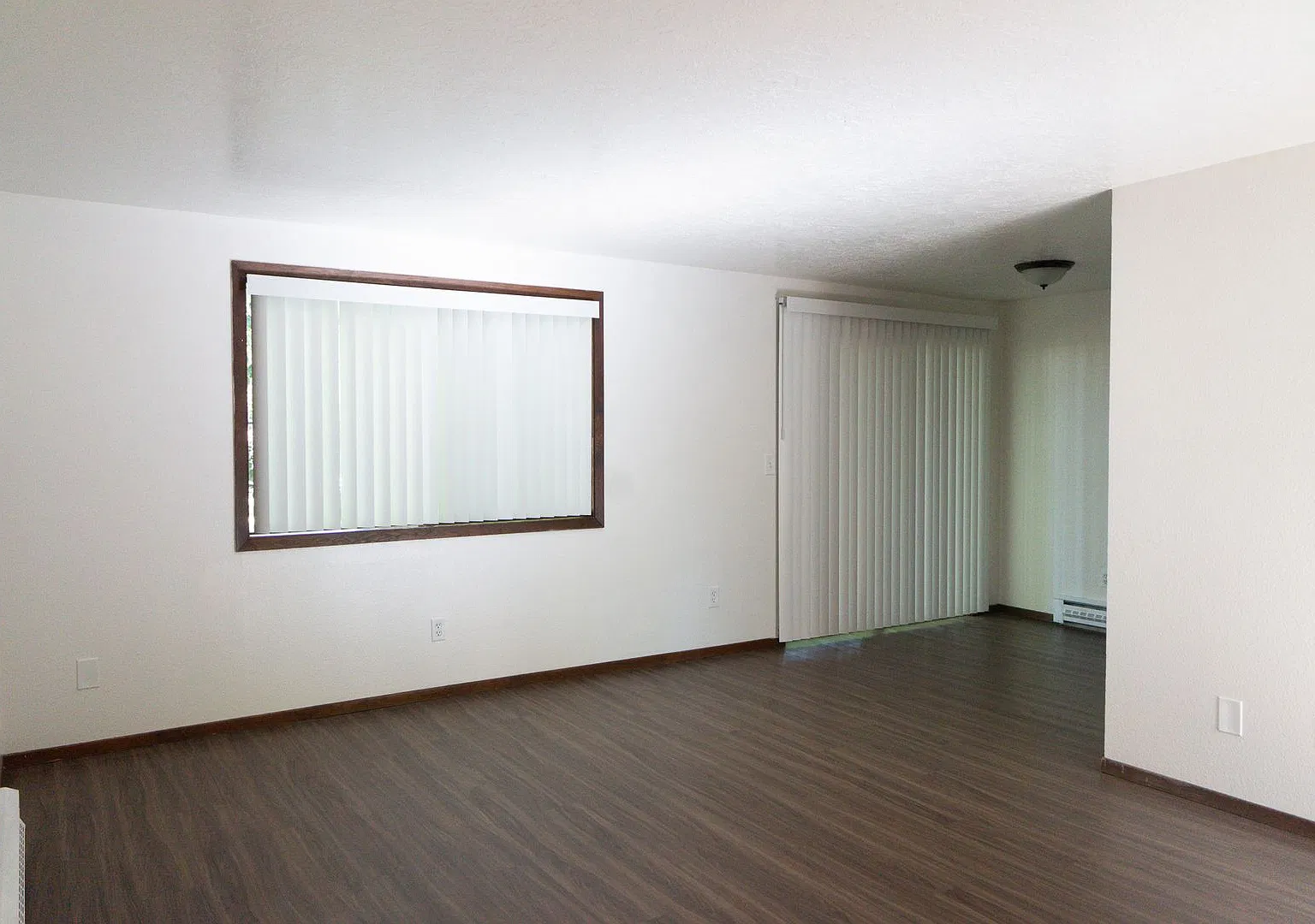 Oakview Terrace Apartments — Photo 4