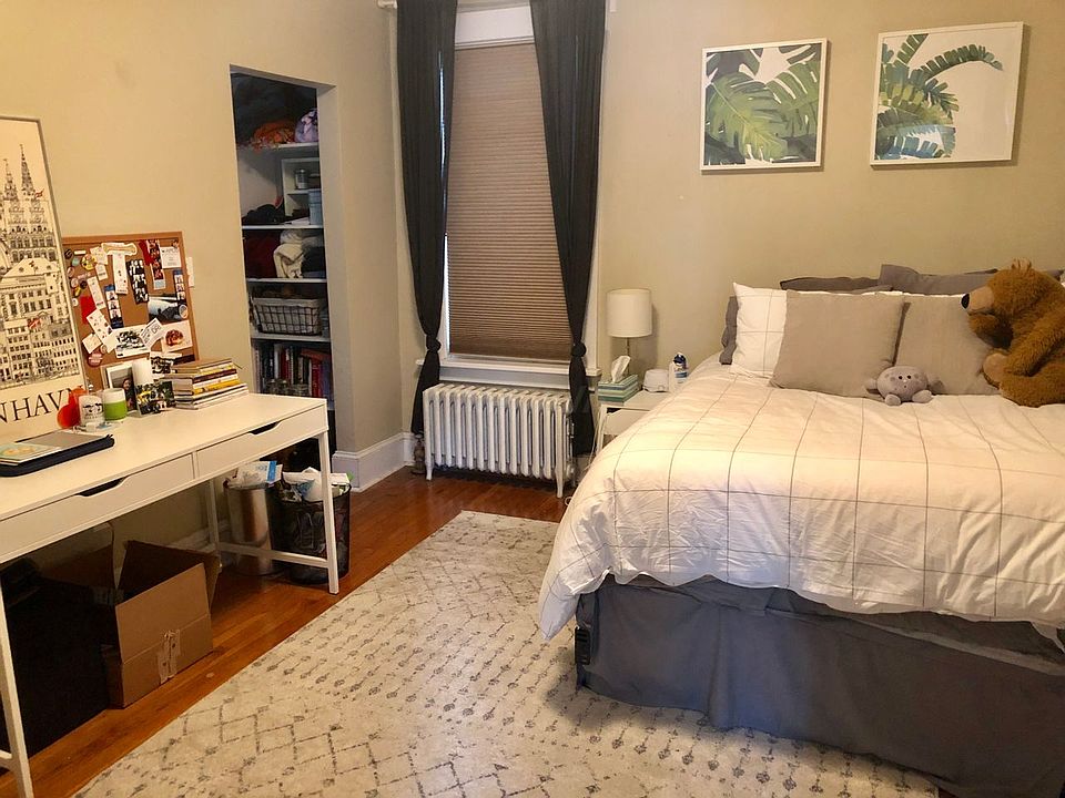 1st image of 9 Lesley Ave #1