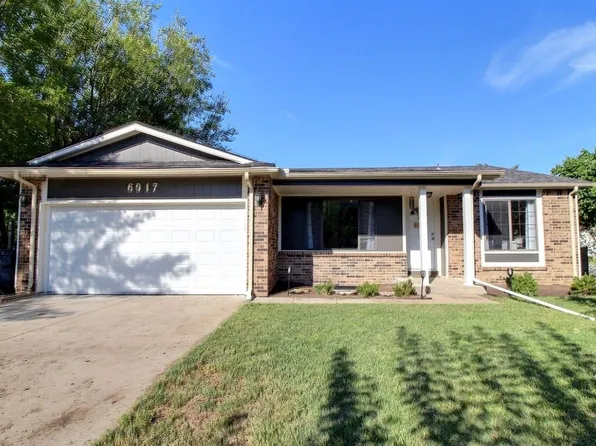 6917 E Winterberry Cir, Wichita, KS 67226