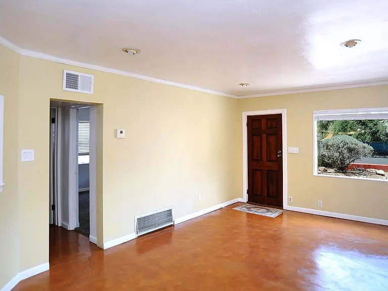 3326 E Elida St — Photo 18