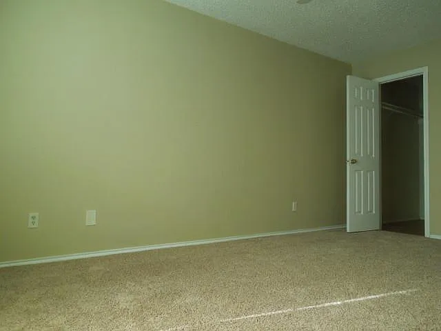 2401 Leon St #210 — Photo 6