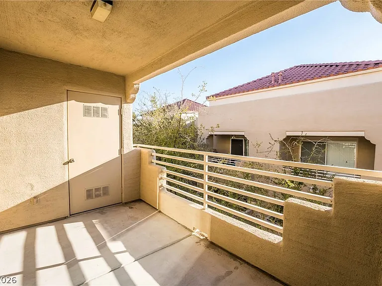 1908 Villa Palms Ct #202 — Photo 28