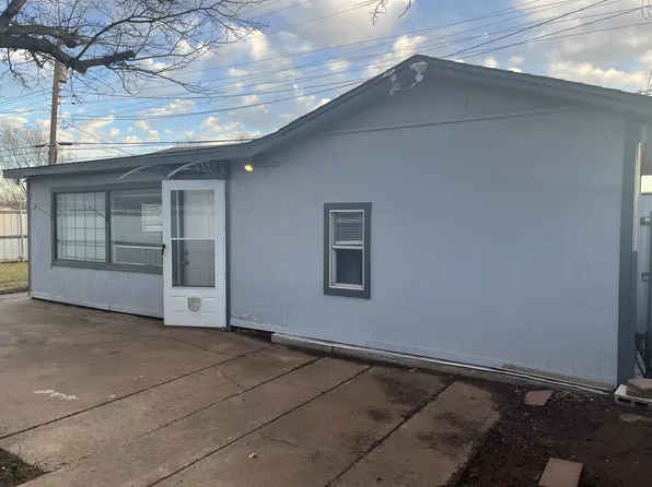 5605 45th St Unit B, Lubbock, TX 79414