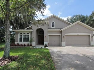 30522 Iverson Dr, Zephyrhills, FL 33543