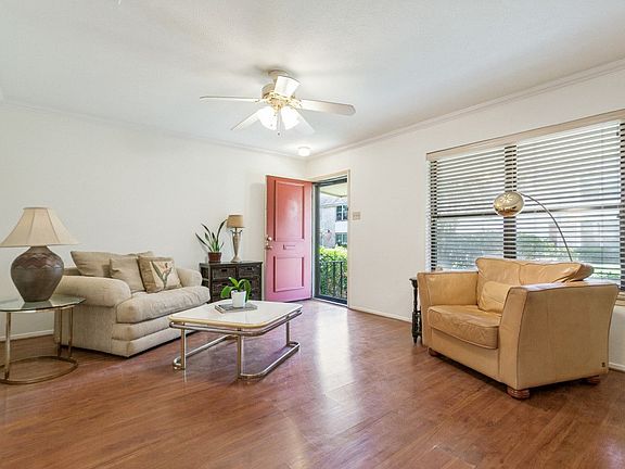 2nd image of 13844 Methuen Green Ln