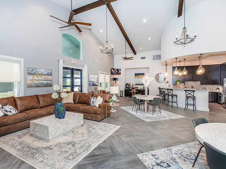 Clubhouse Vantage at Fair Oaks