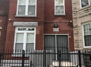 3343 W Walnut St, Chicago, IL 60624