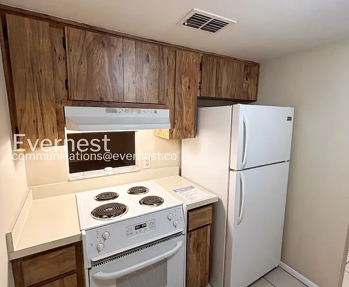 5541 Bay Blvd #301 — Photo 4