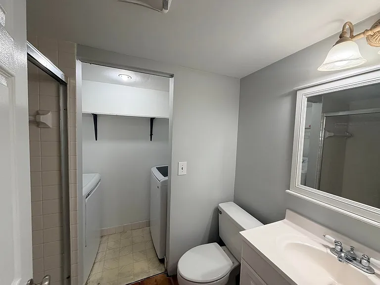 37 Lake Arbor Dr — Photo 2