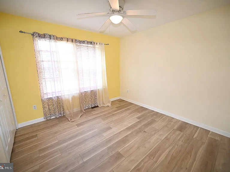 9172 Granite Ct — Photo 34