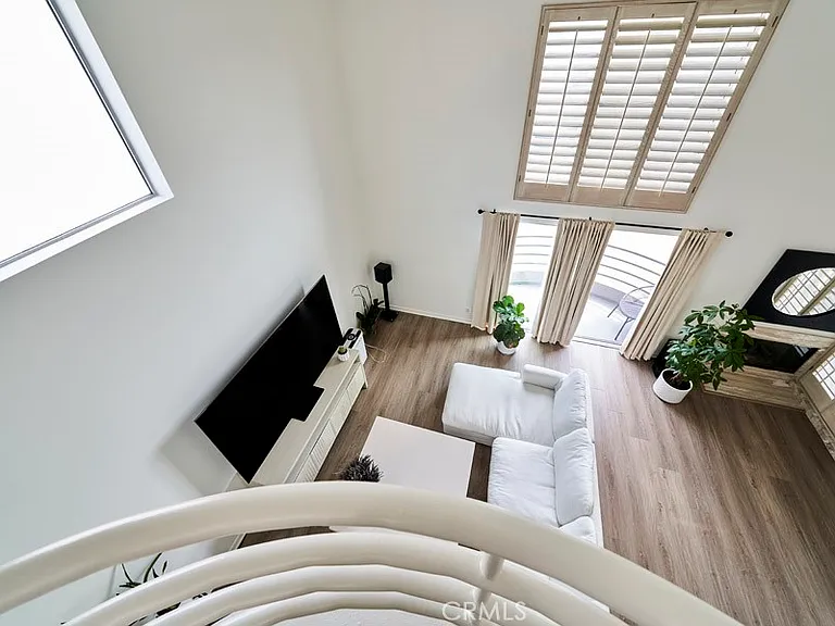 1617 S Beverly Glen Blvd #303 — Photo 6