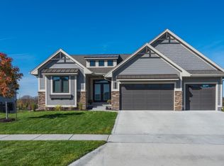 2004 NE 17th St, Ankeny, IA 50021