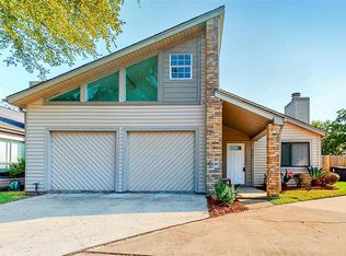 2810 Crest Park Dr, Houston, TX 77082