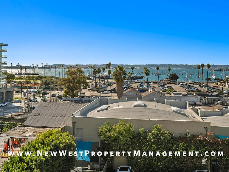 2064 Kettner Blvd #40 — Photo 7