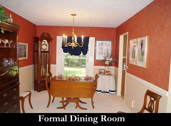 3rd image of 20714 Forestwood Dr