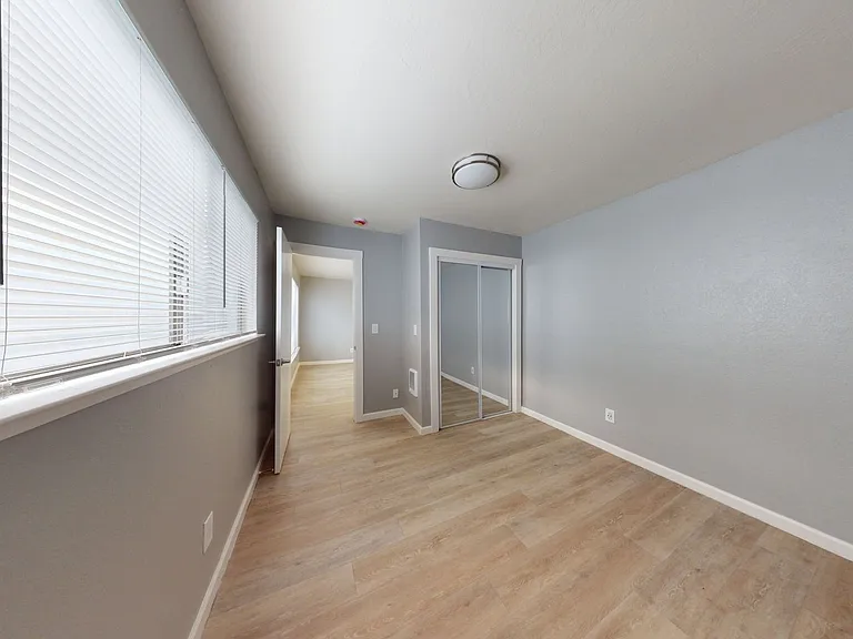 351 Lester Ave — Photo 18