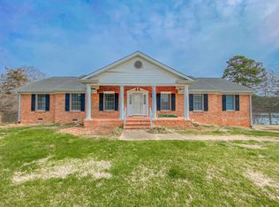 255 Starritt Ln, Walhalla, SC 29691
