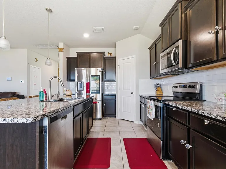 229 Cinnamon Loop — Photo 11