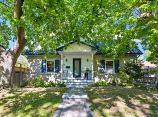 401 Richardson Ave, Ottawa, ON K2B 5G7