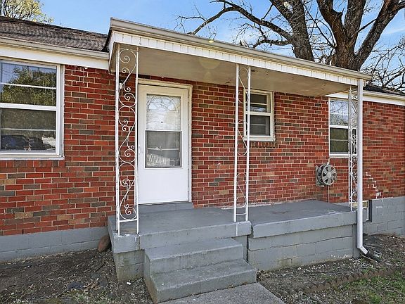 3rd image of 5006 Yorktown Rd