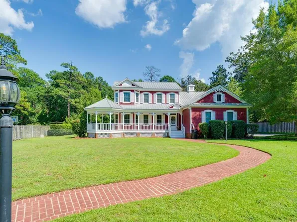 310 Greenleaf Ter, Thomasville, GA 31792