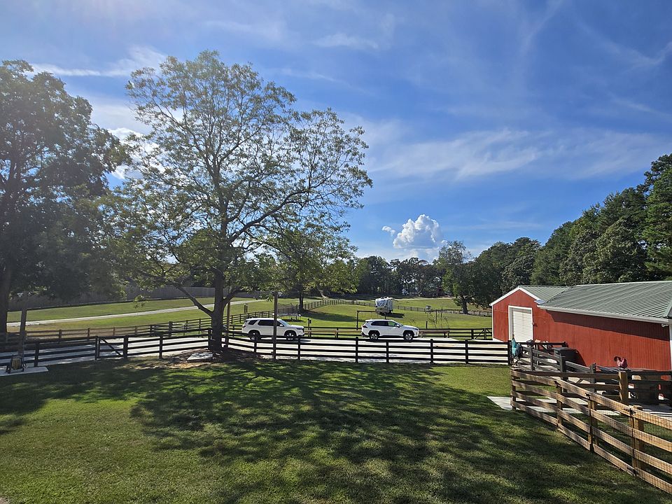 PET-FRIENDLY, ENJOY THE AMAZING SUNSET VIEWS AND FREEDOM!